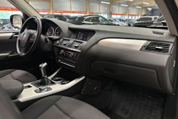 valkoinen BMW X3 2011 kuva 14.