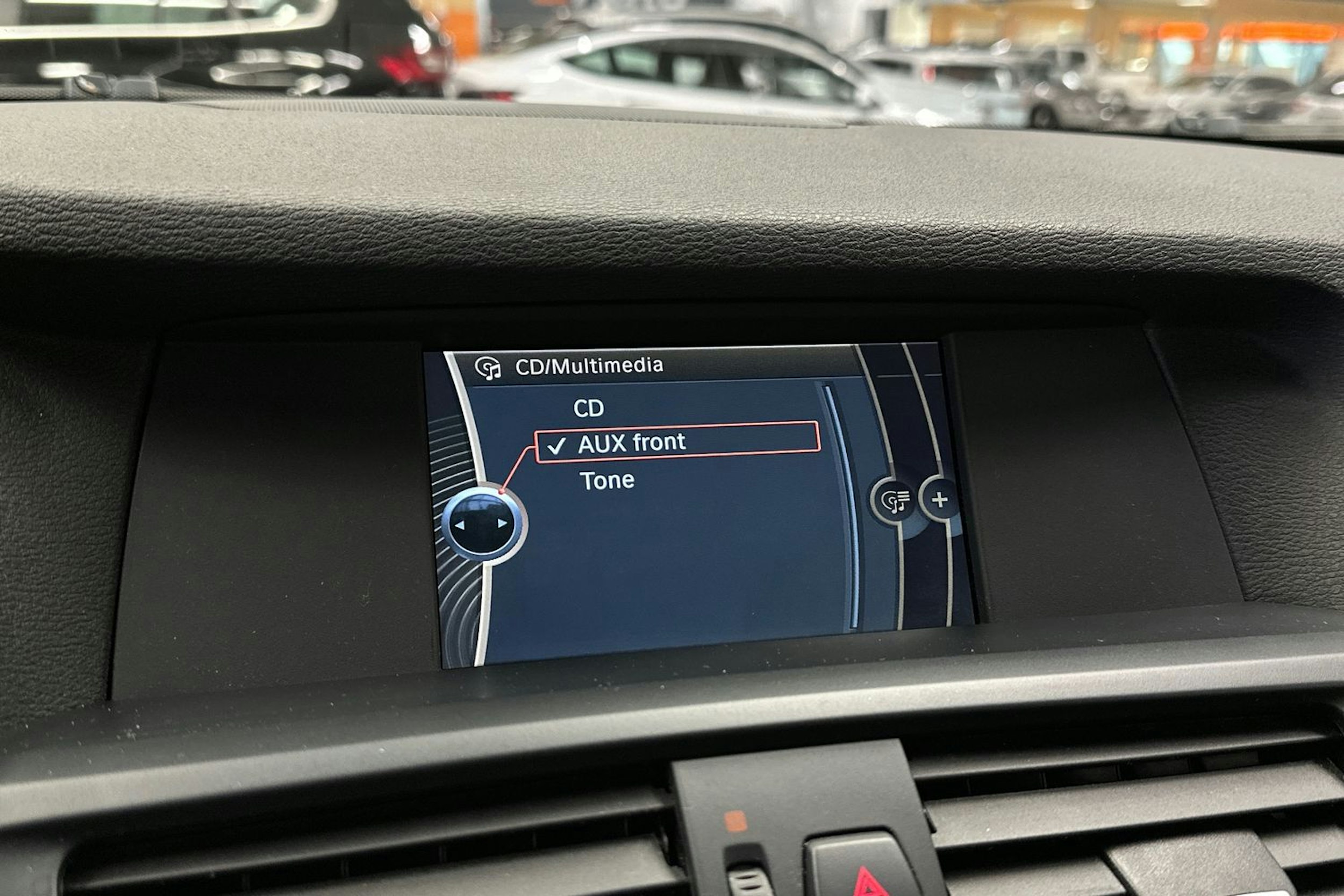 valkoinen BMW X3 2011 kuva 18.