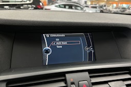 valkoinen BMW X3 2011 kuva 18.