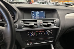 valkoinen BMW X3 2011 kuva 19.