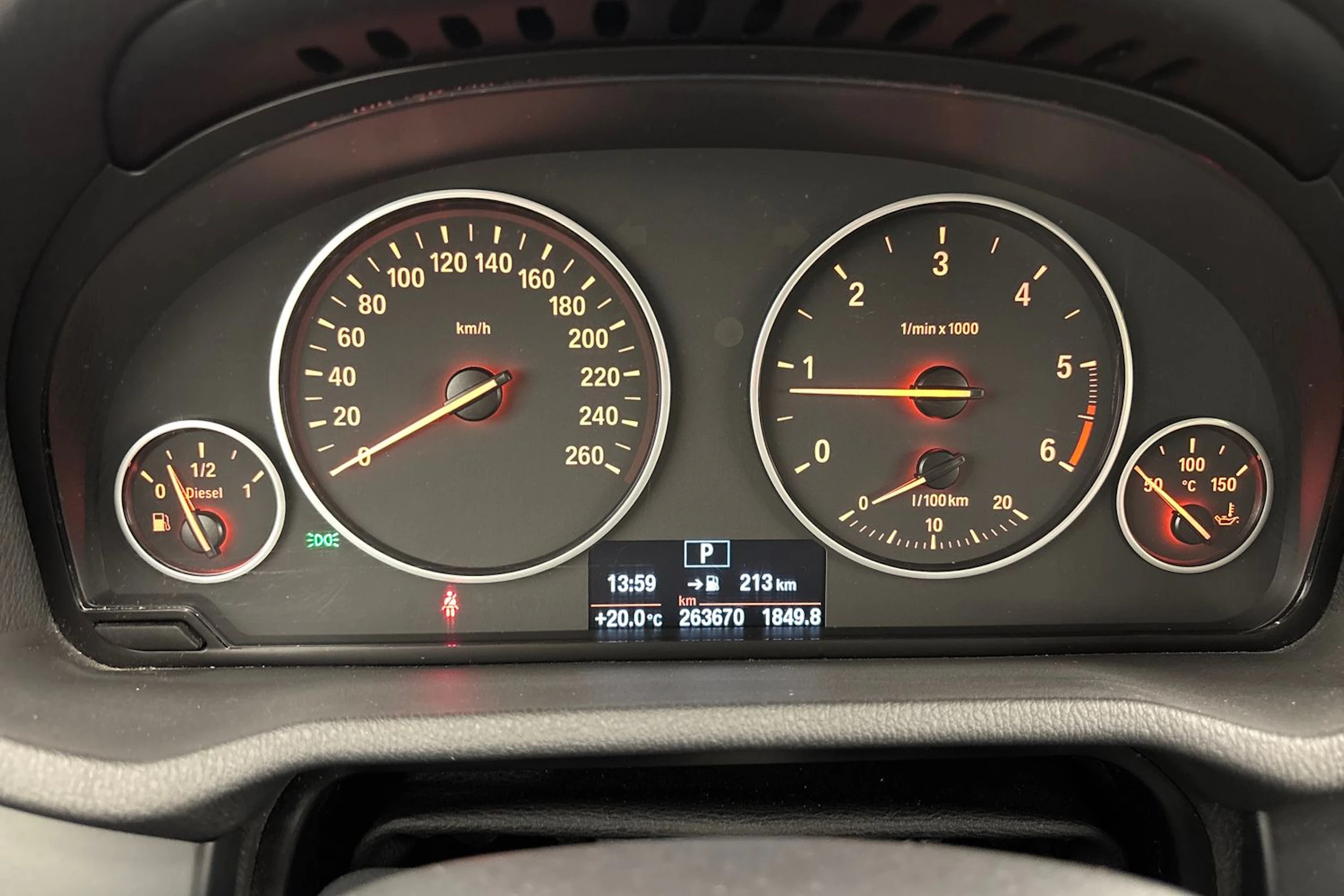 ruskea (beige) BMW X3 2011 kuva 13.