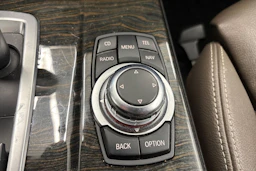 ruskea (beige) BMW X3 2011 kuva 16.