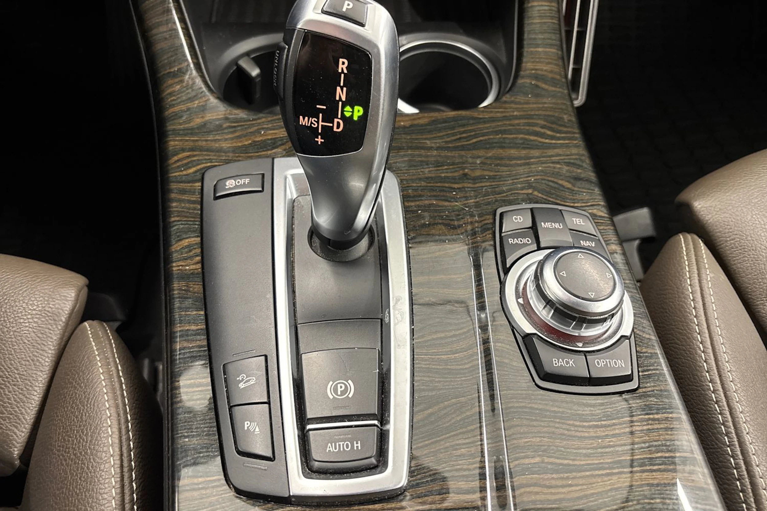ruskea (beige) BMW X3 2011 kuva 17.