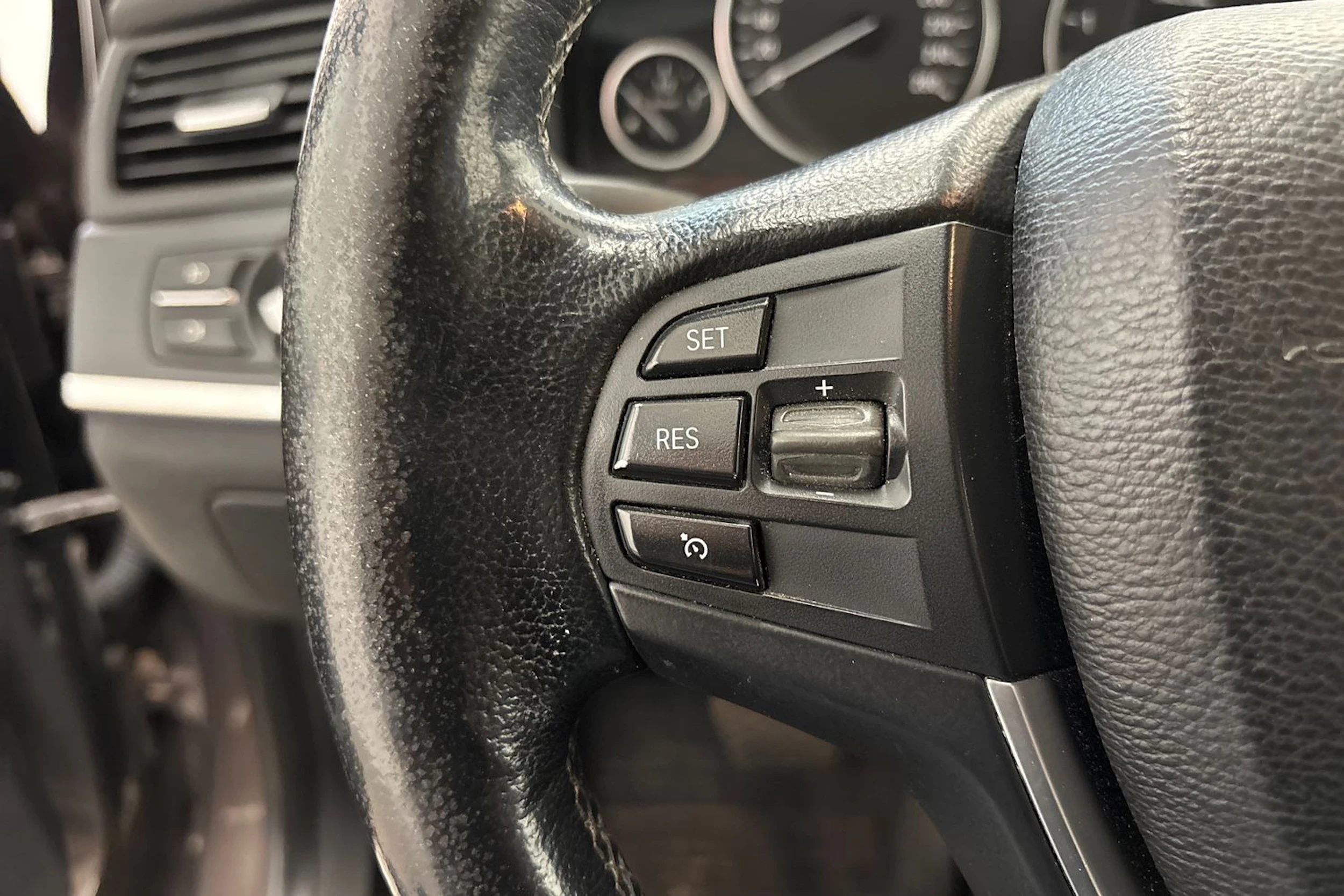 ruskea (beige) BMW X3 2011 kuva 19.