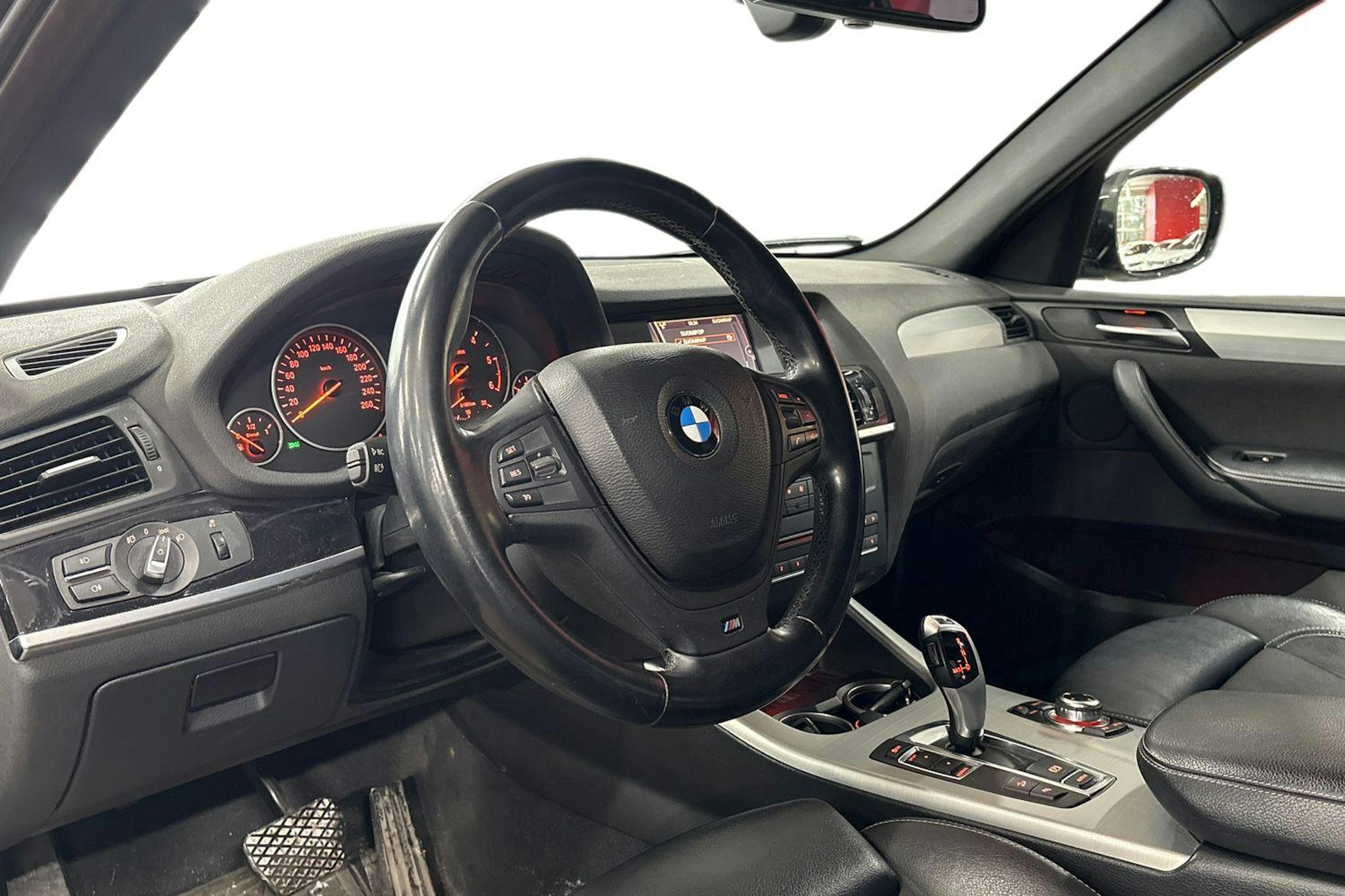 musta BMW X3 2012 kuva 3.
