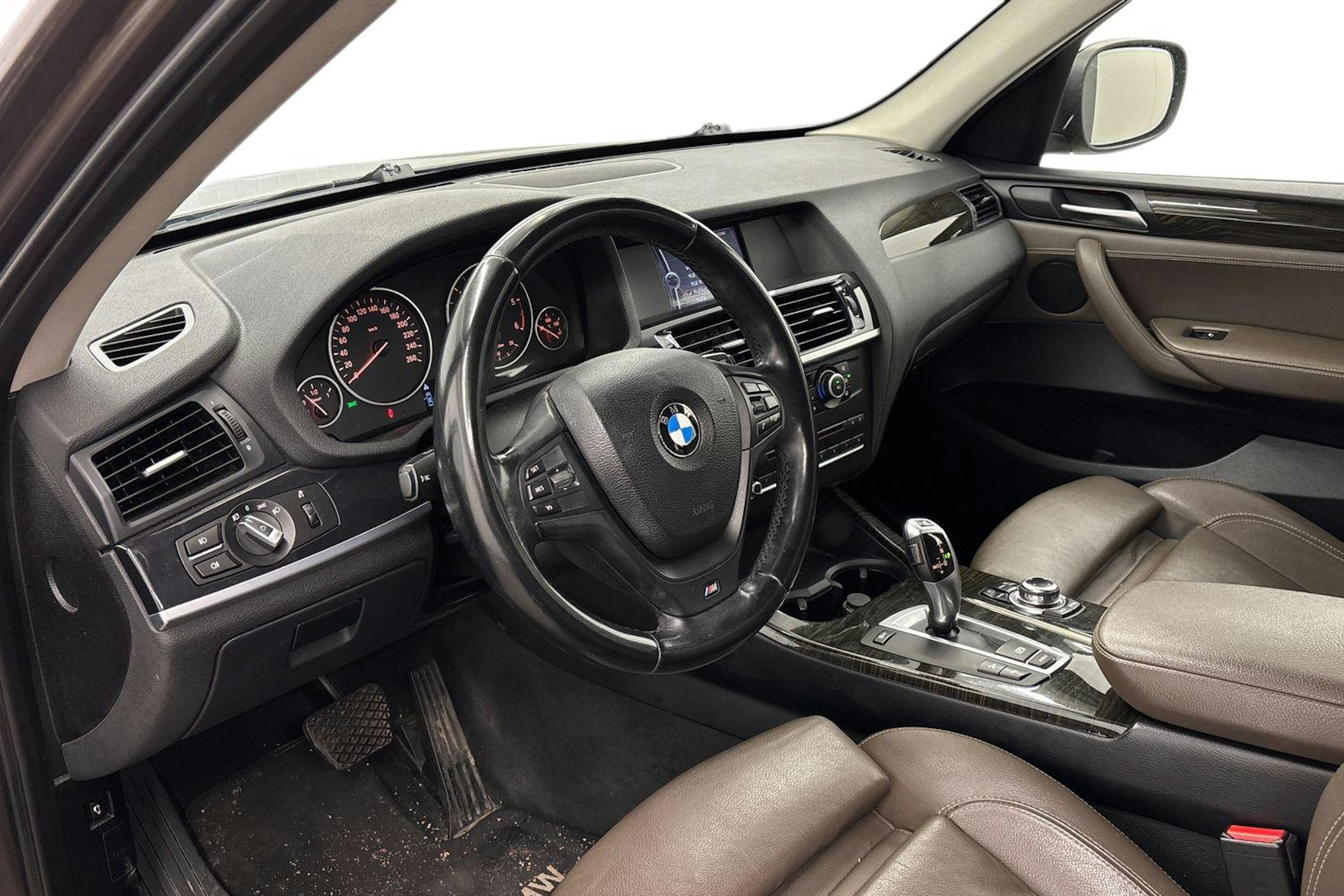 ruskea (beige) BMW X3 2012 kuva 3.