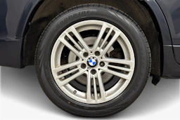 musta BMW X3 2012 kuva 9.