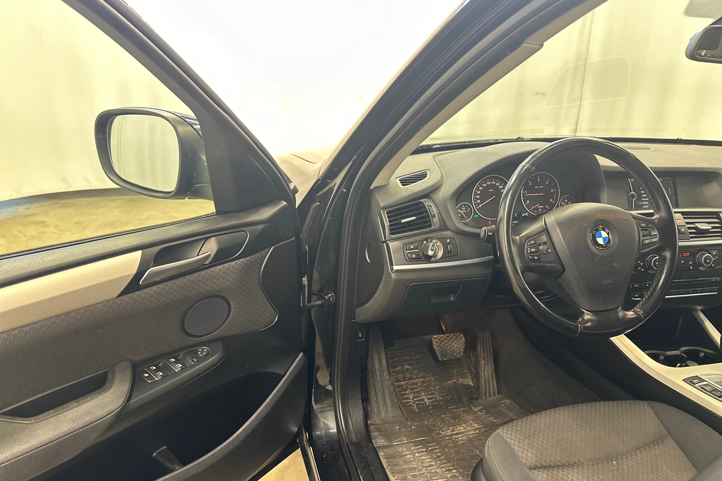 musta BMW X3 2013 kuva 15.