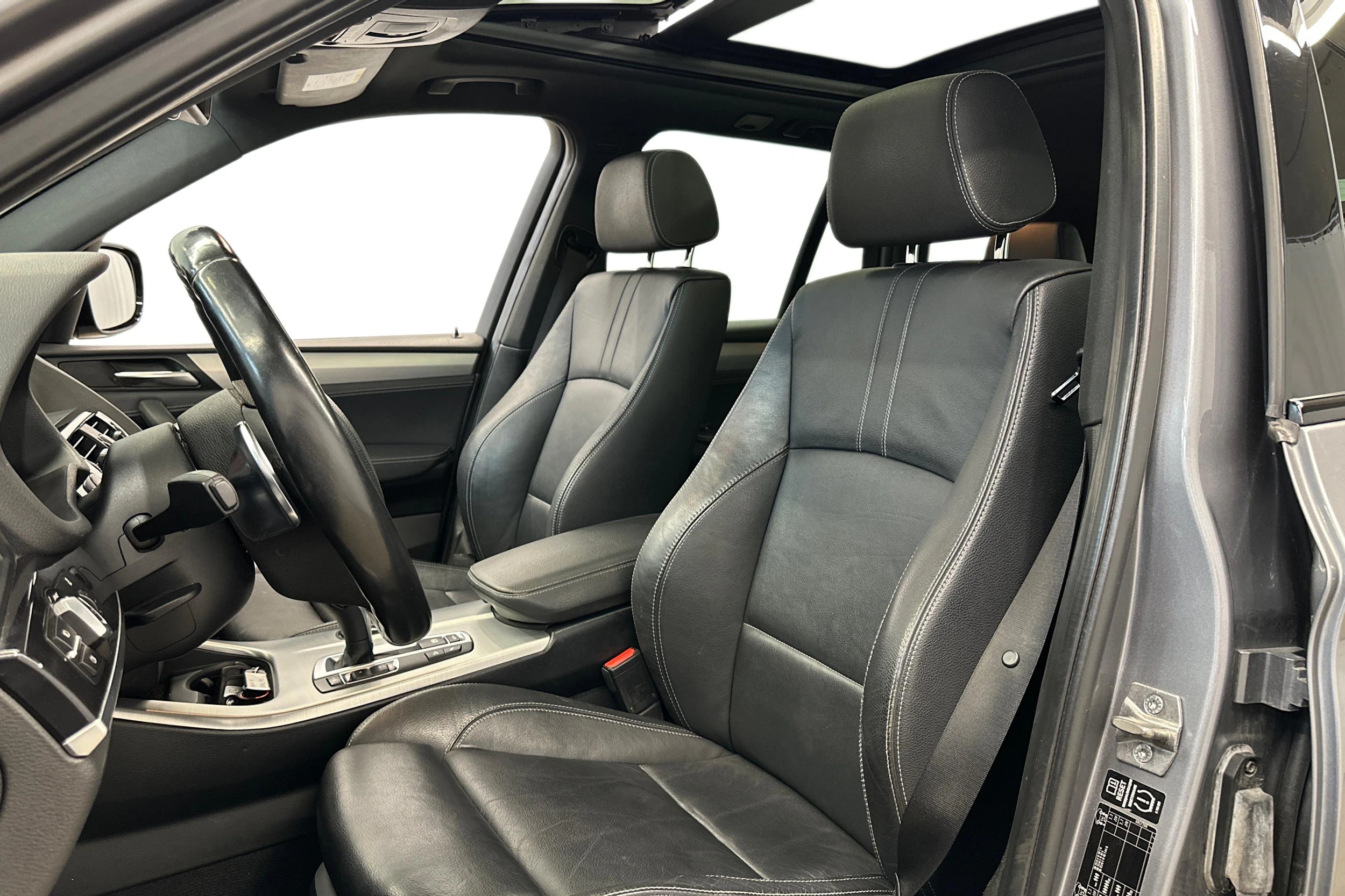 met. harmaa BMW X3 2013 kuva 6.