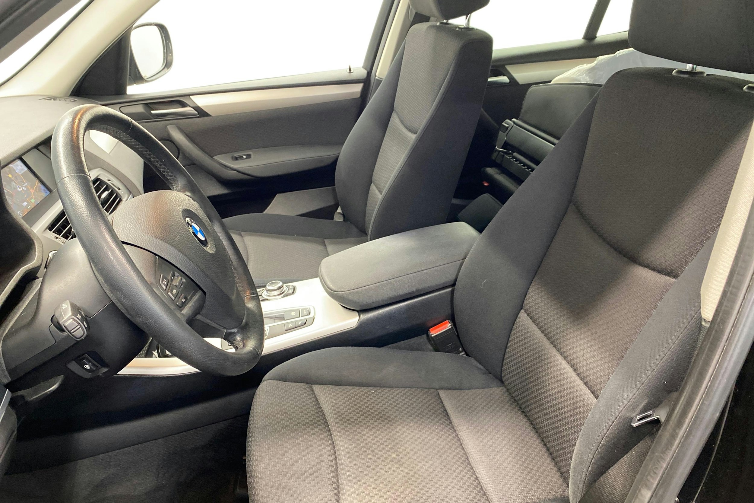 musta BMW X3 2013 kuva 10.