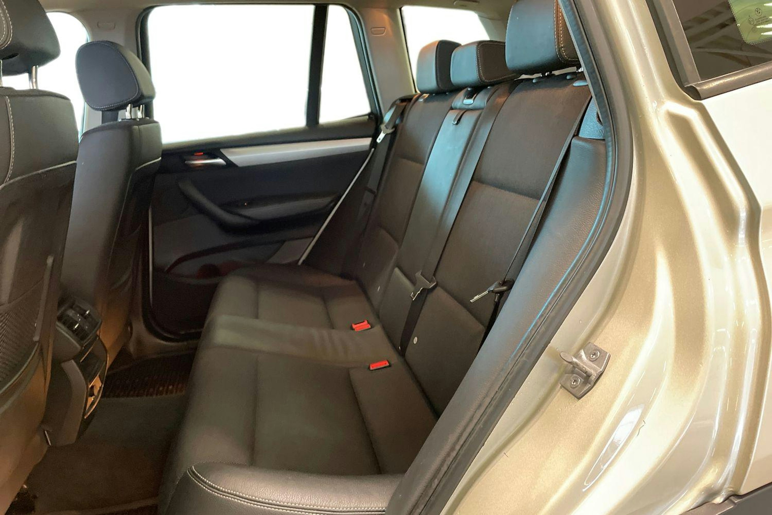 harmaa BMW X3 2014 kuva 8.