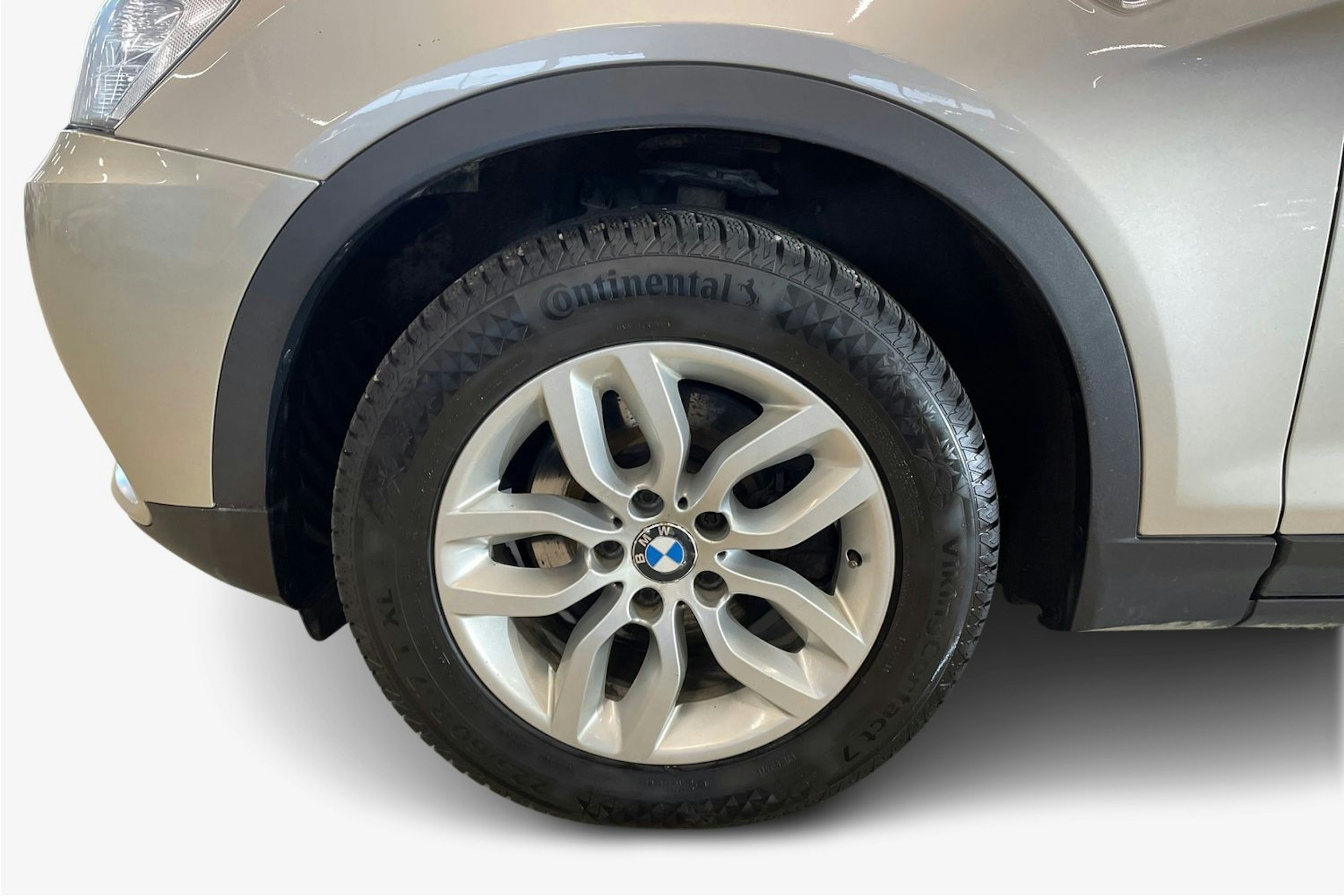 harmaa BMW X3 2014 kuva 9.
