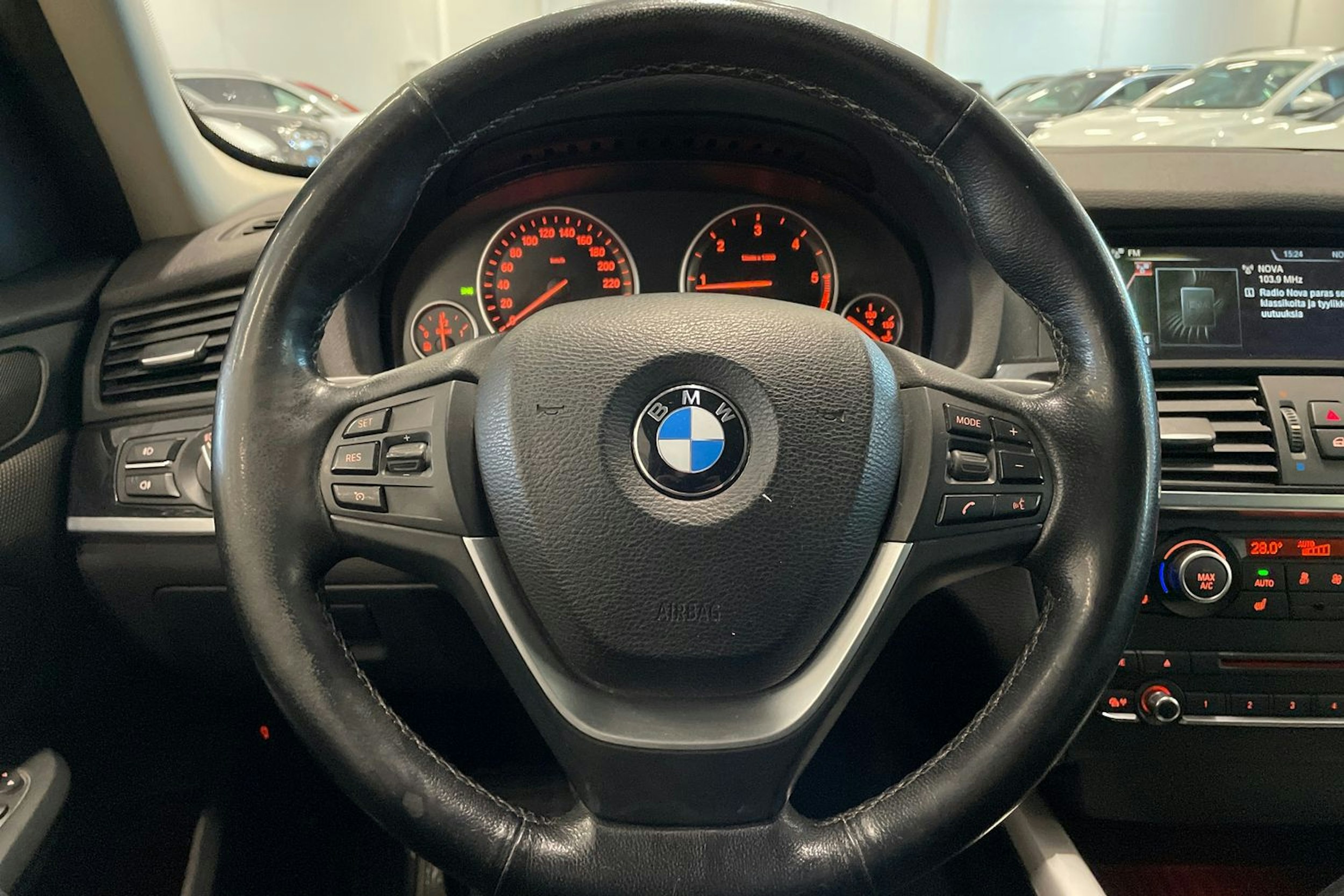 harmaa BMW X3 2014 kuva 14.
