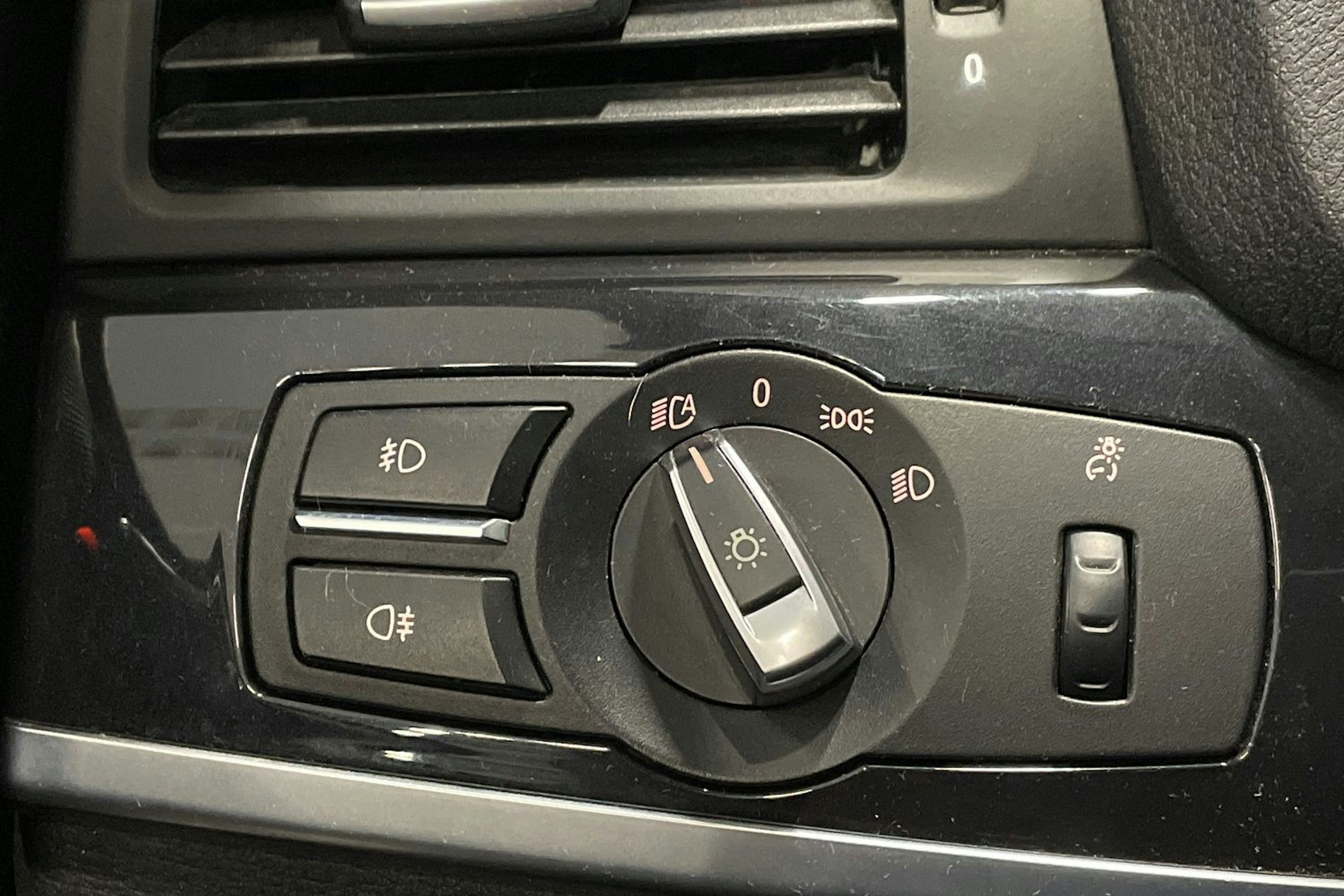 harmaa BMW X3 2014 kuva 18.