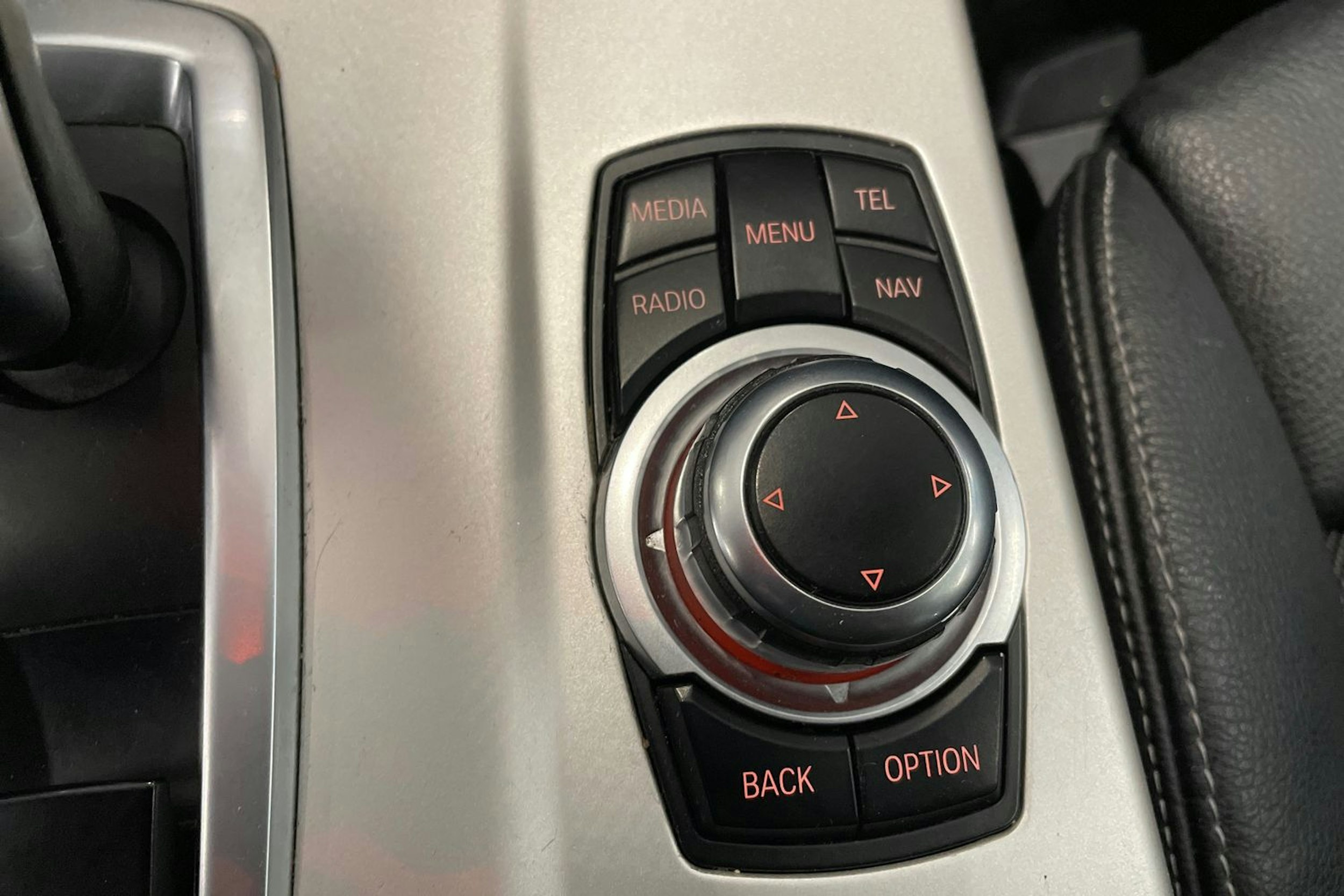 harmaa BMW X3 2014 kuva 27.