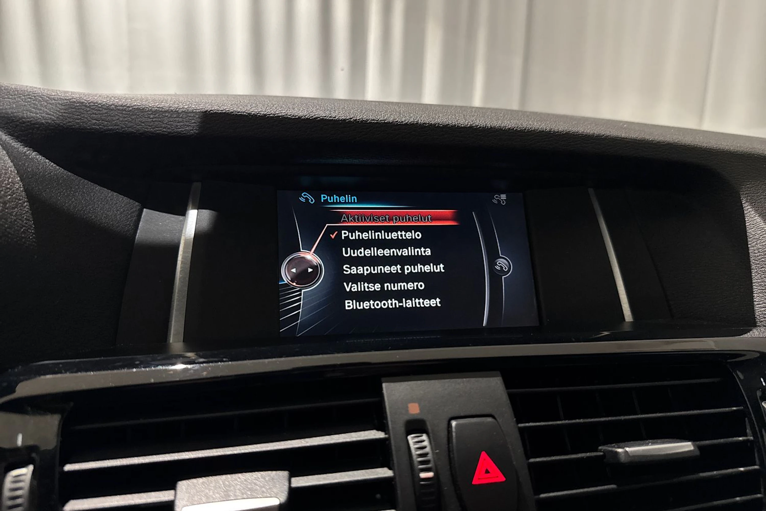 harmaa BMW X3 2015 kuva 24.
