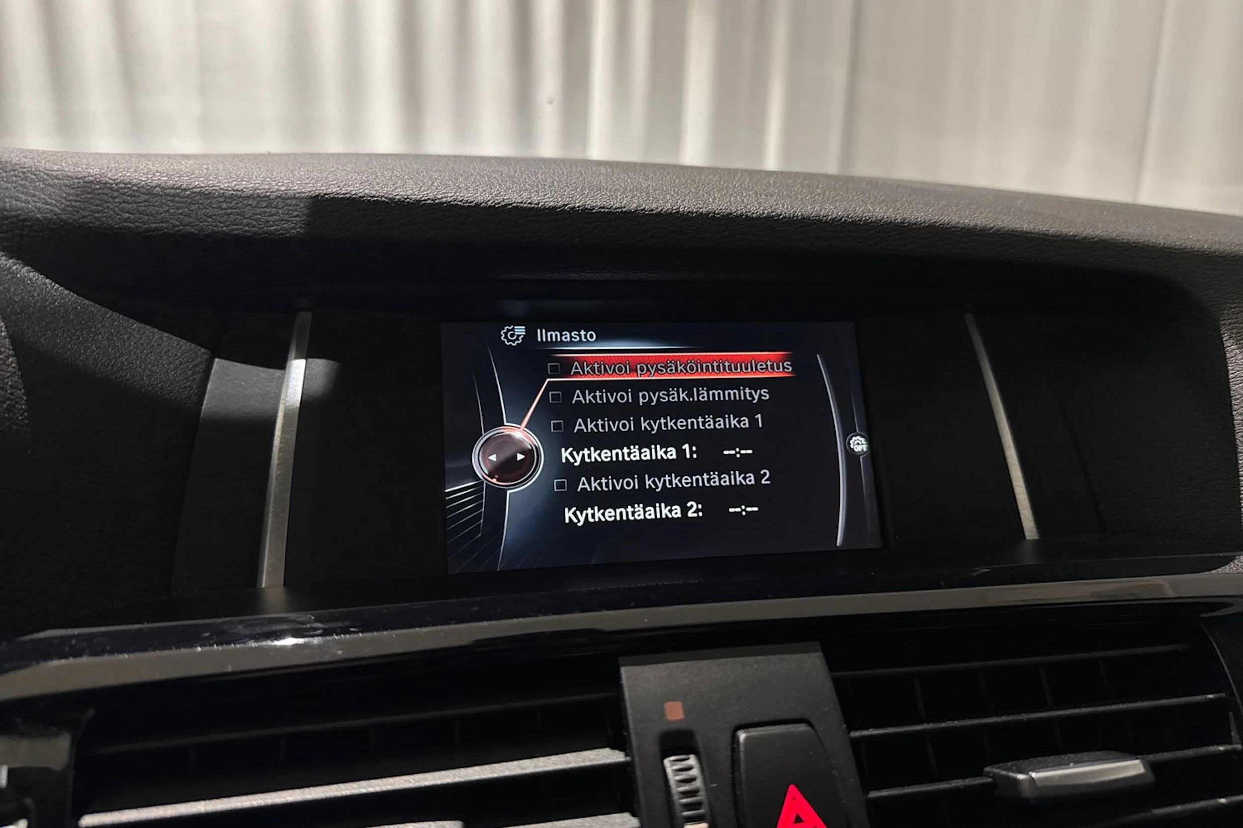 harmaa BMW X3 2015 kuva 25.