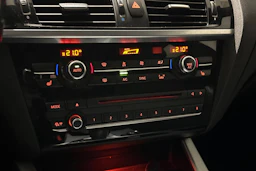 harmaa BMW X3 2015 kuva 26.