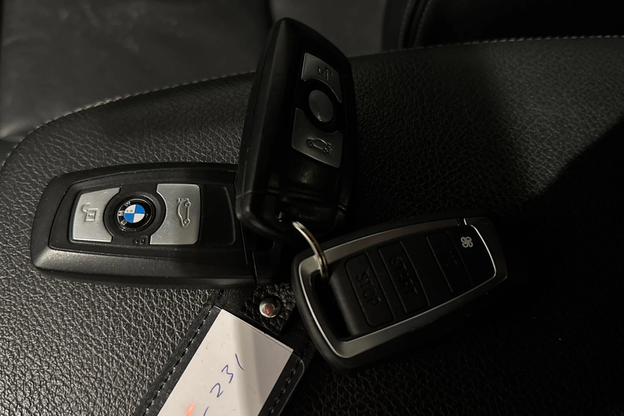 harmaa BMW X3 2015 kuva 28.