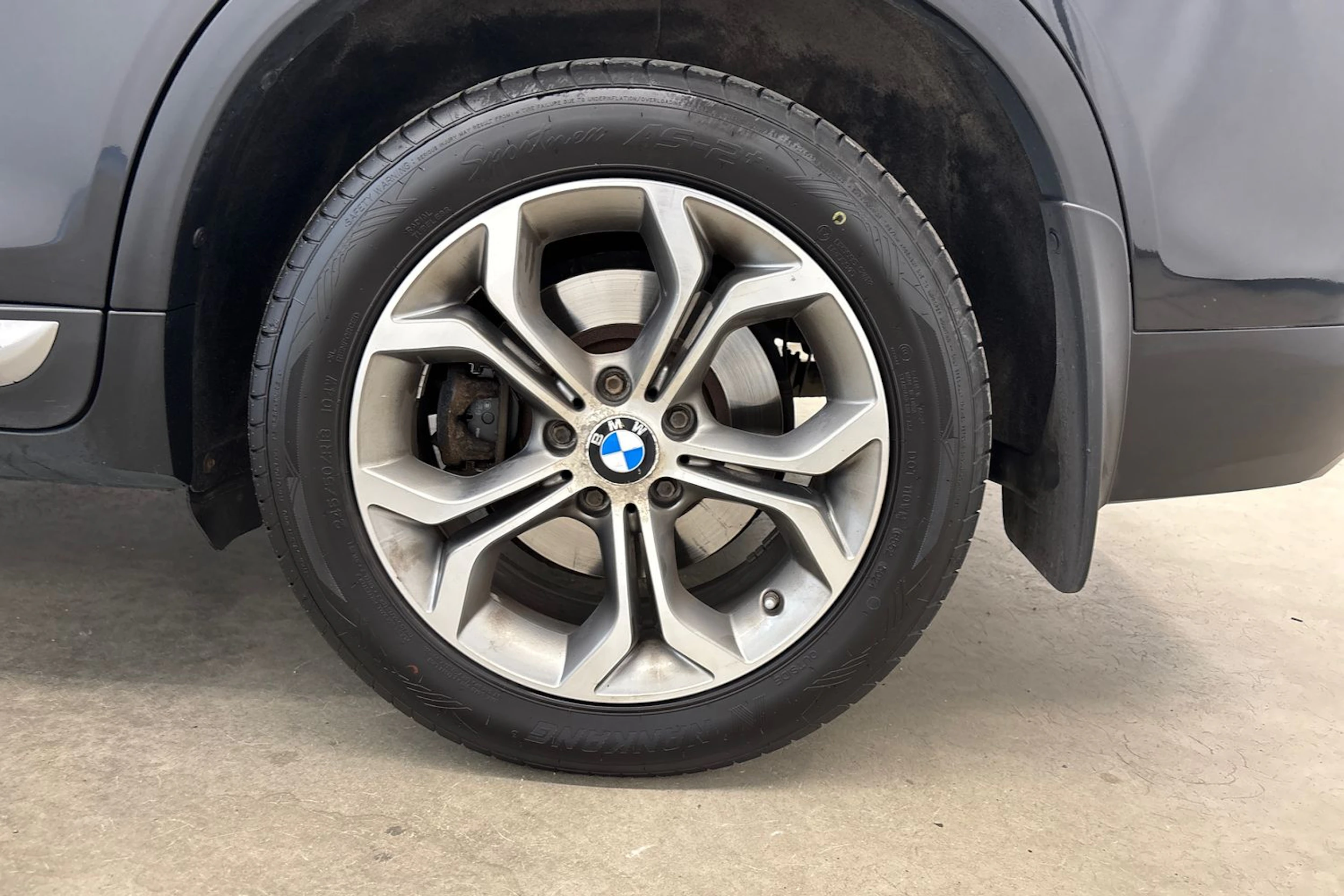 met. musta BMW X3 2015 kuva 10.
