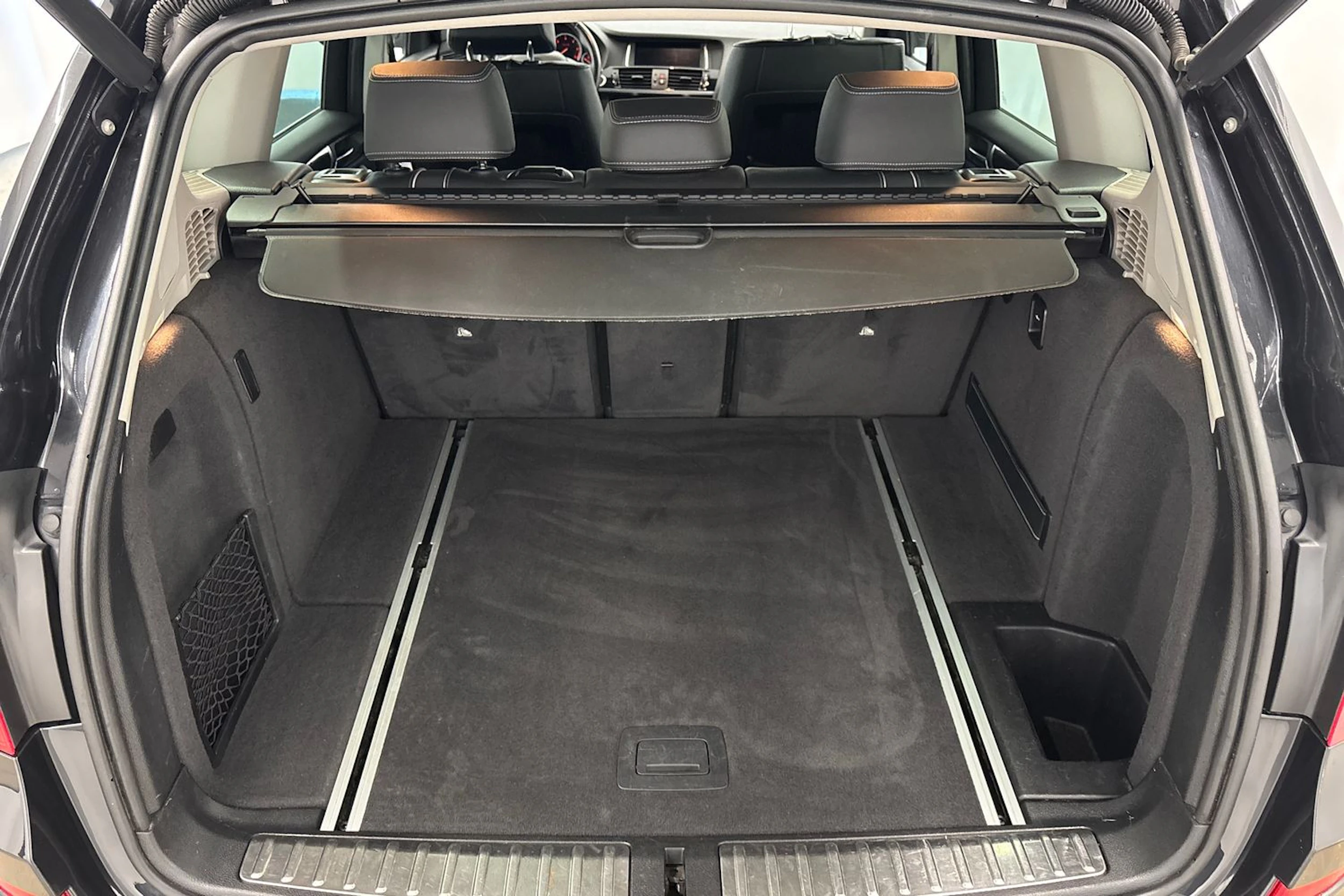 met. musta BMW X3 2015 kuva 11.