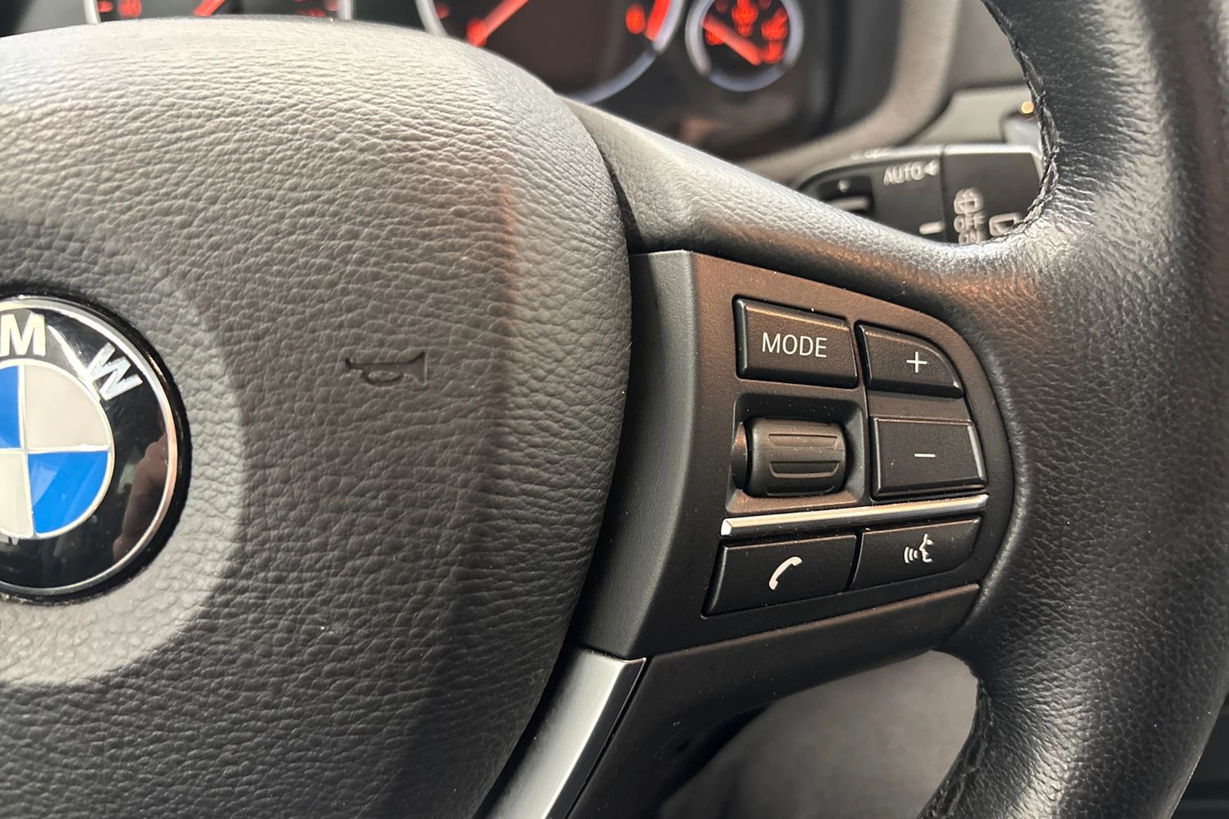 met. musta BMW X3 2015 kuva 18.