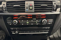 met. musta BMW X3 2015 kuva 20.