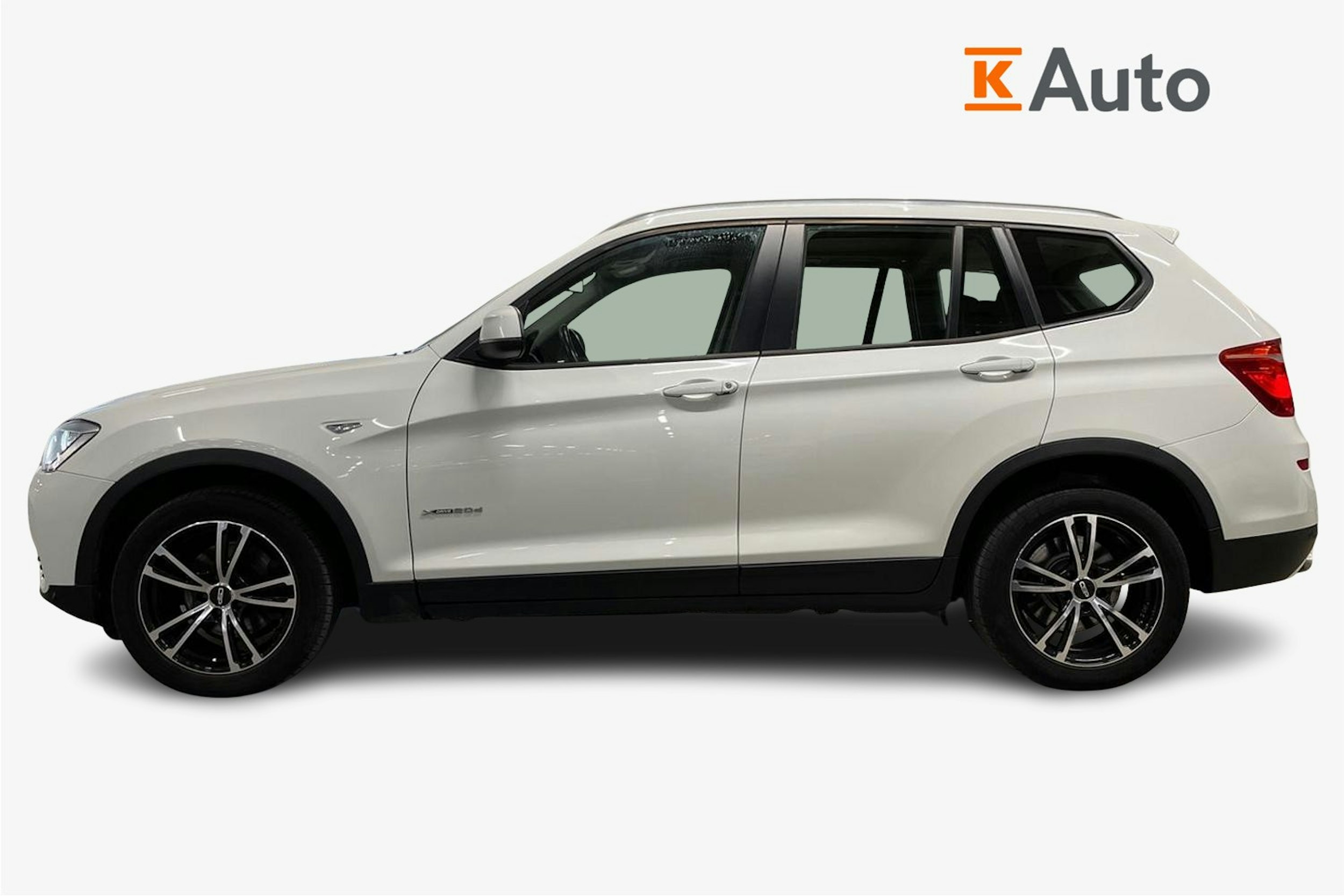Valkoinen BMW X3 2015 kuva 5.
