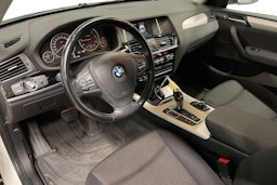 Valkoinen BMW X3 2015 kuva 6.