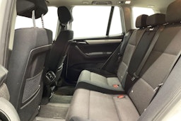 Valkoinen BMW X3 2015 kuva 8.