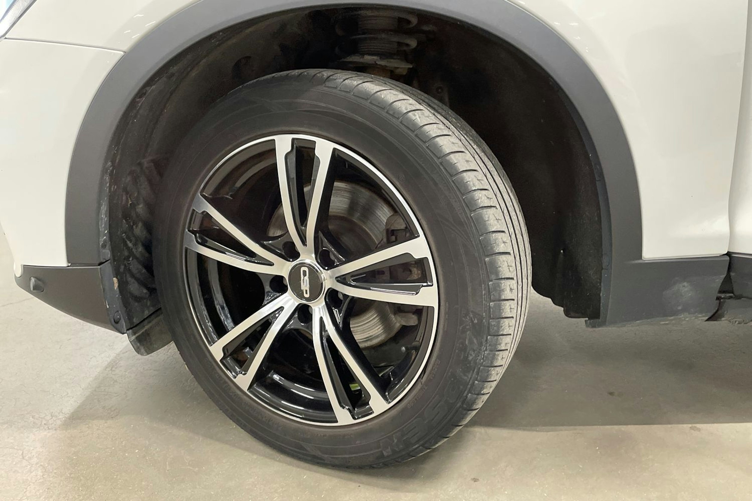 Valkoinen BMW X3 2015 kuva 10.