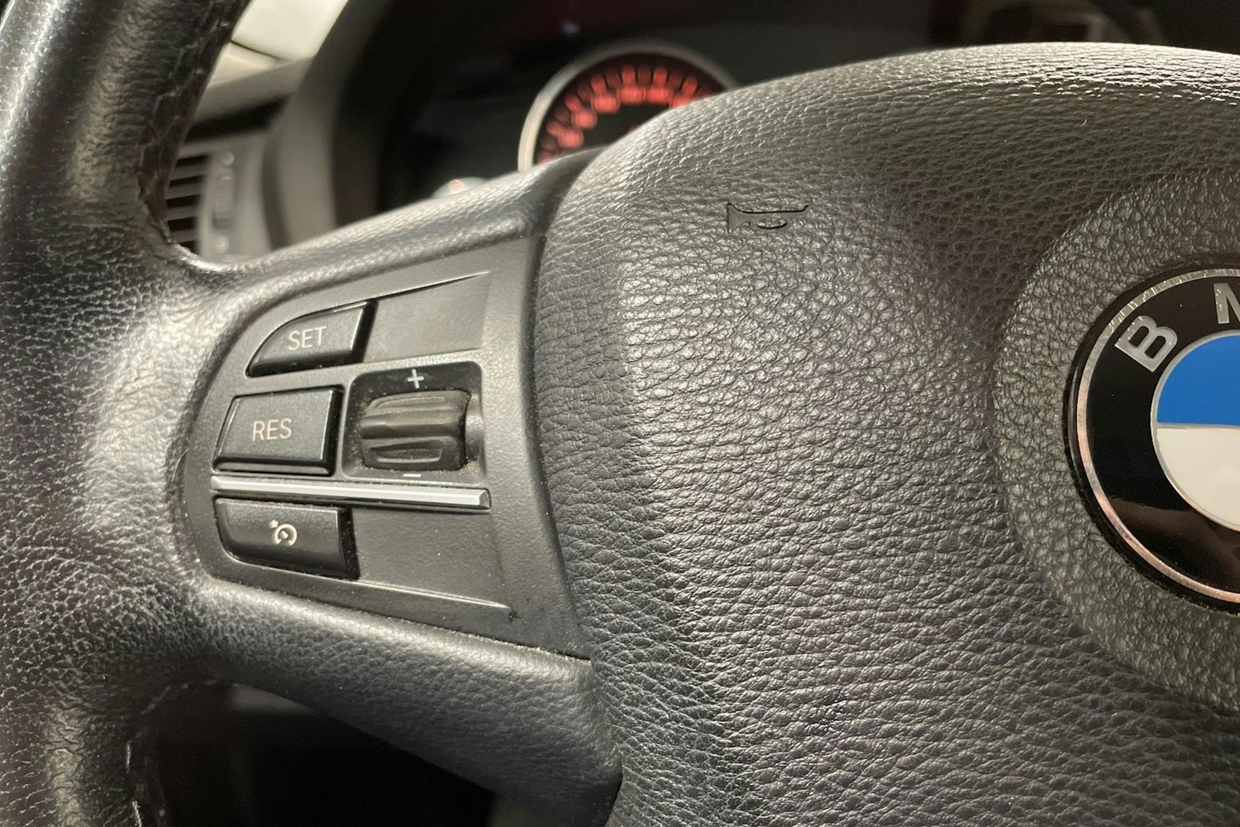 Valkoinen BMW X3 2015 kuva 19.