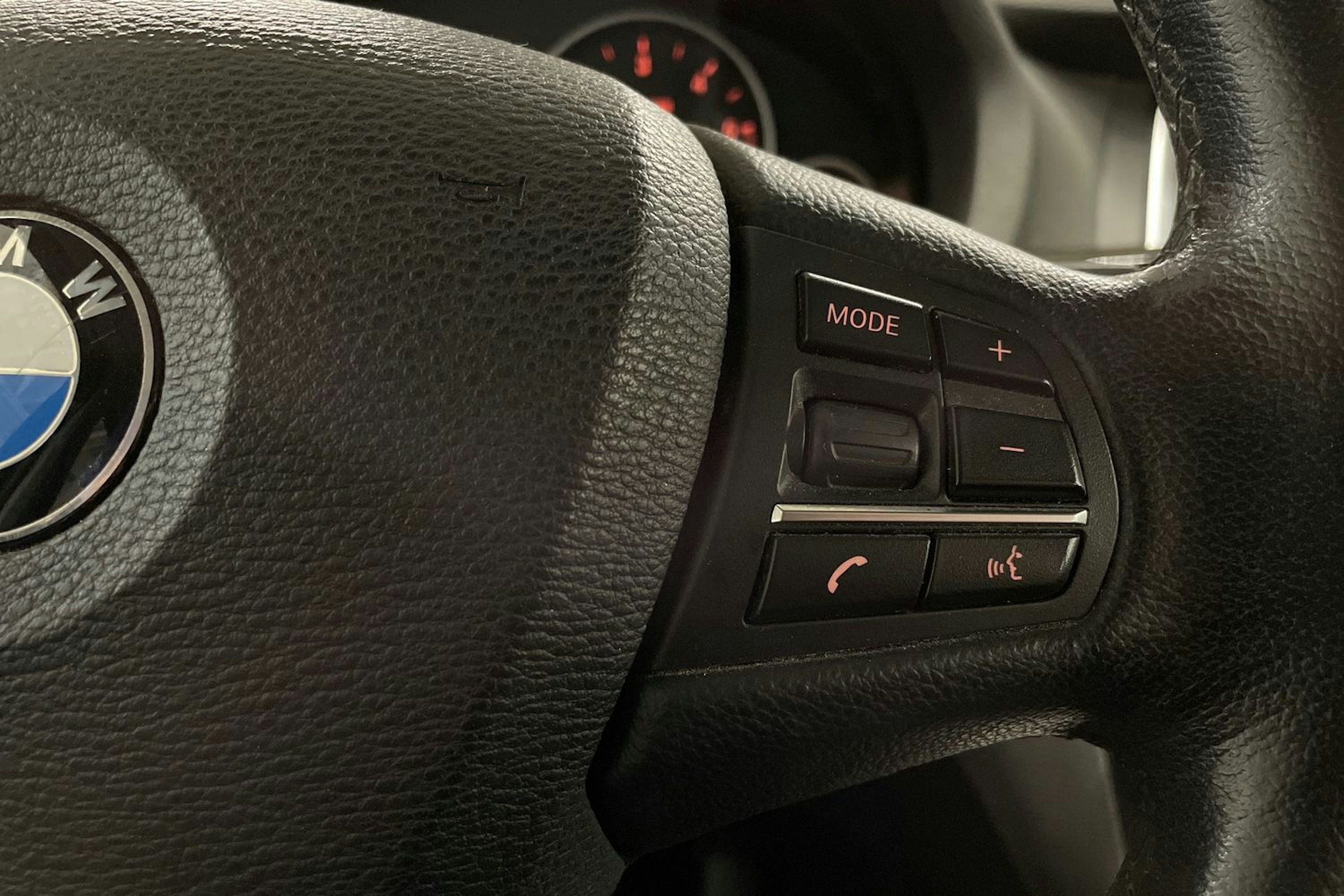 Valkoinen BMW X3 2015 kuva 20.