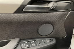 Valkoinen BMW X3 2015 kuva 21.