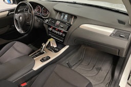 Valkoinen BMW X3 2015 kuva 24.