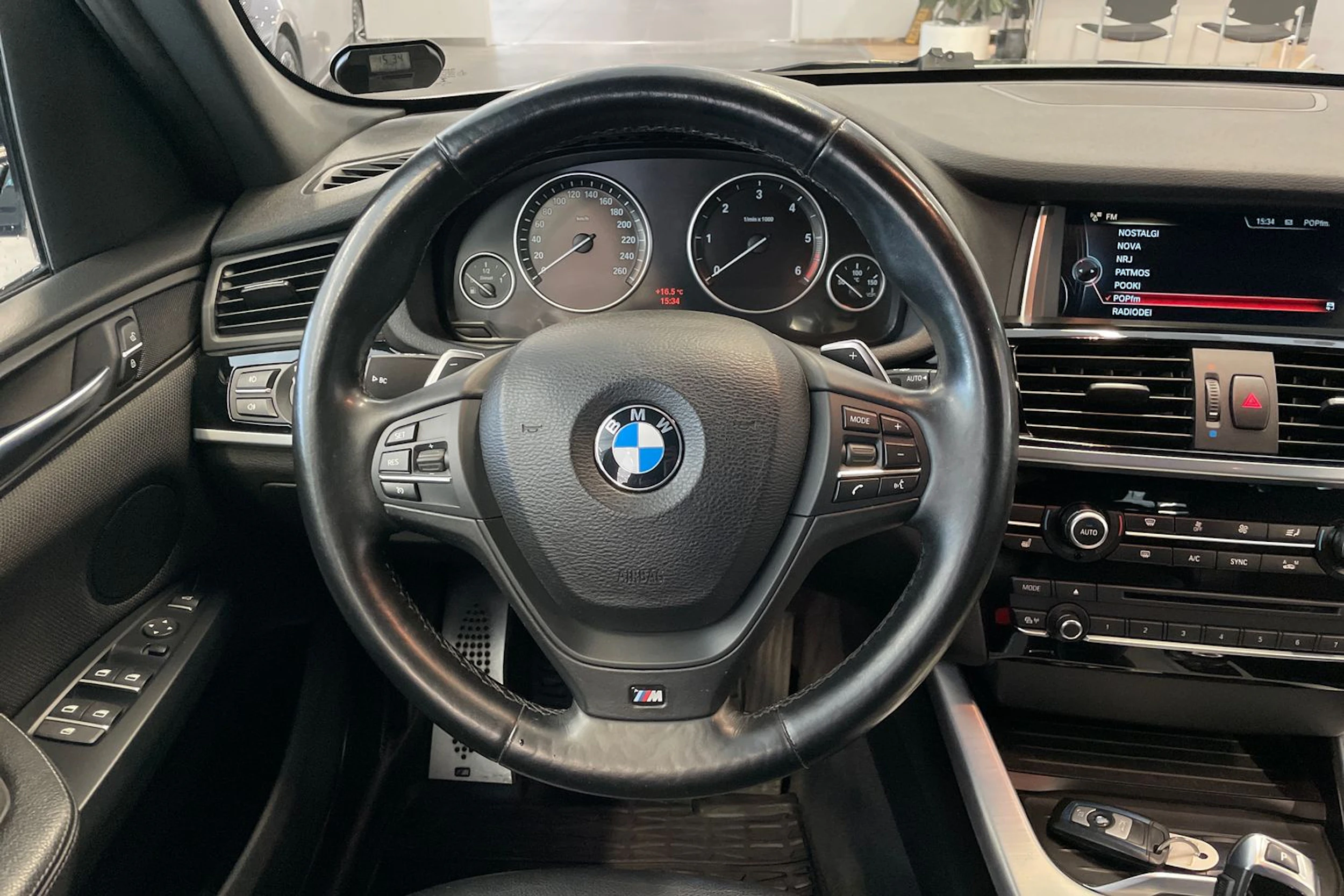 Harmaa BMW X3 2015 kuva 15.