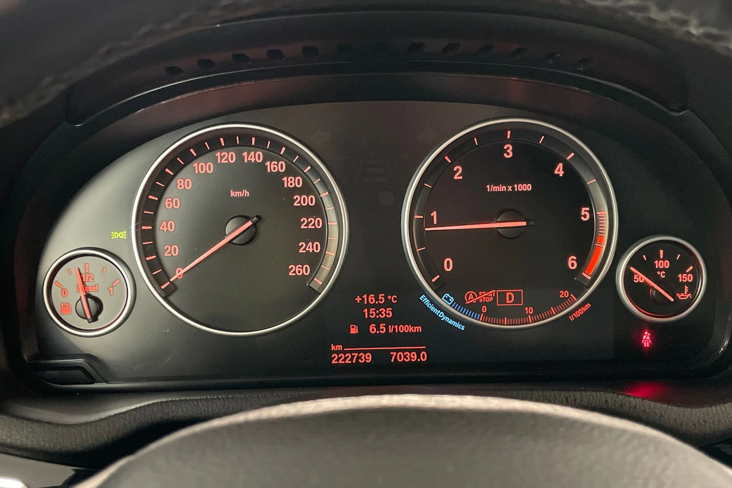 Harmaa BMW X3 2015 kuva 17.