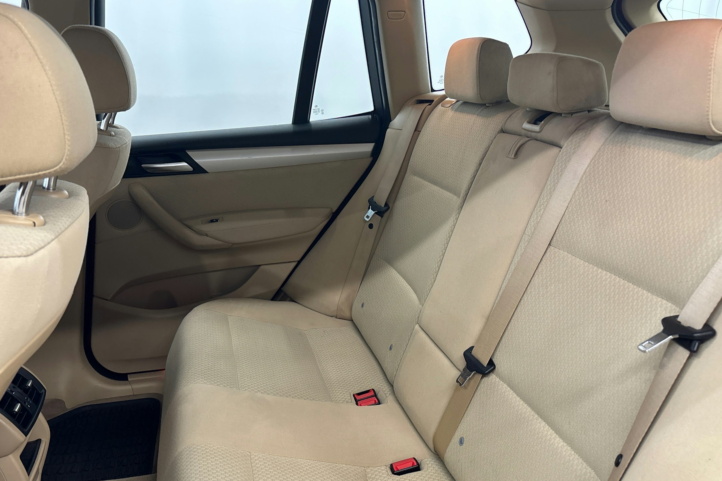 met. punainen BMW X3 2015 kuva 13.