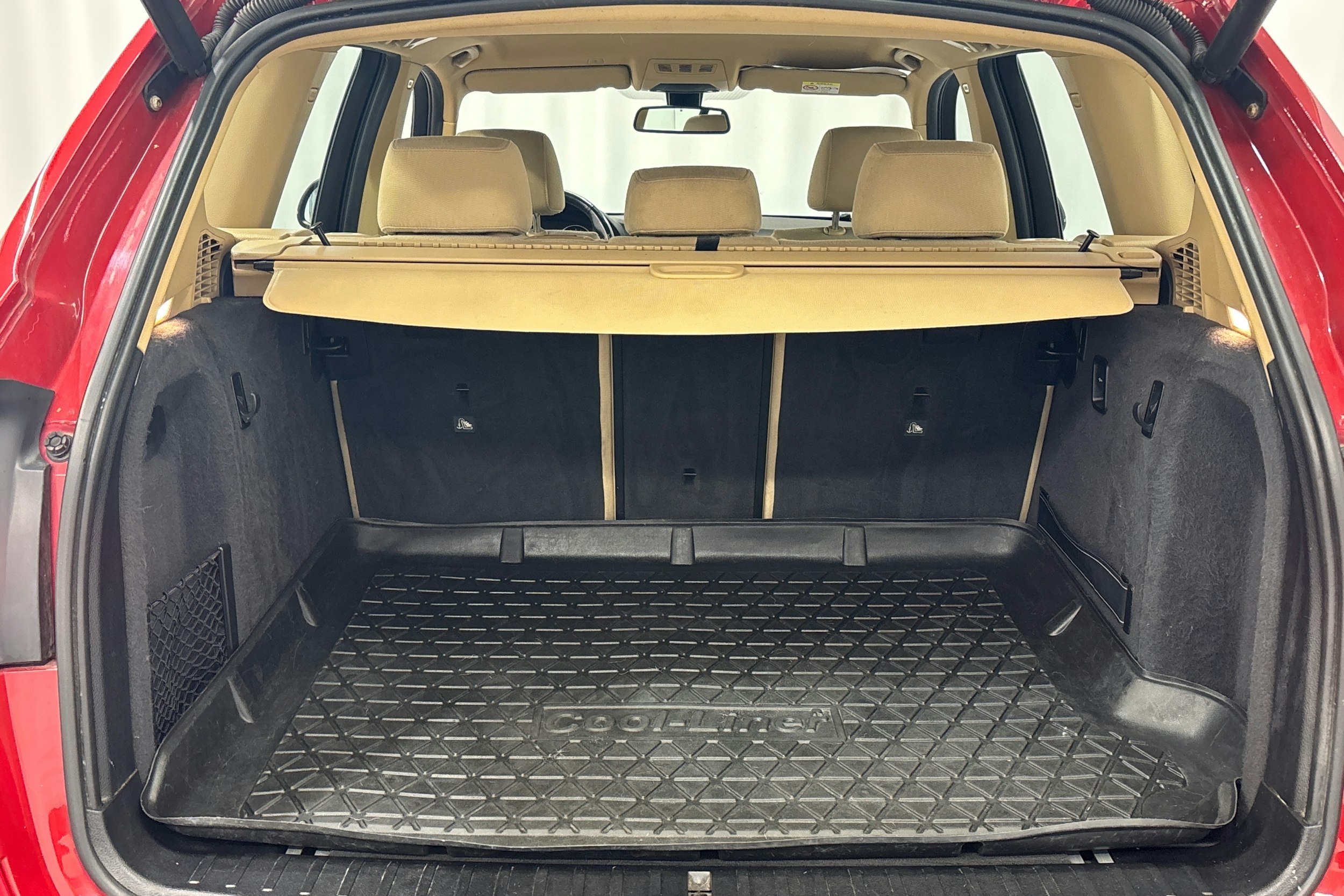 met. punainen BMW X3 2015 kuva 14.