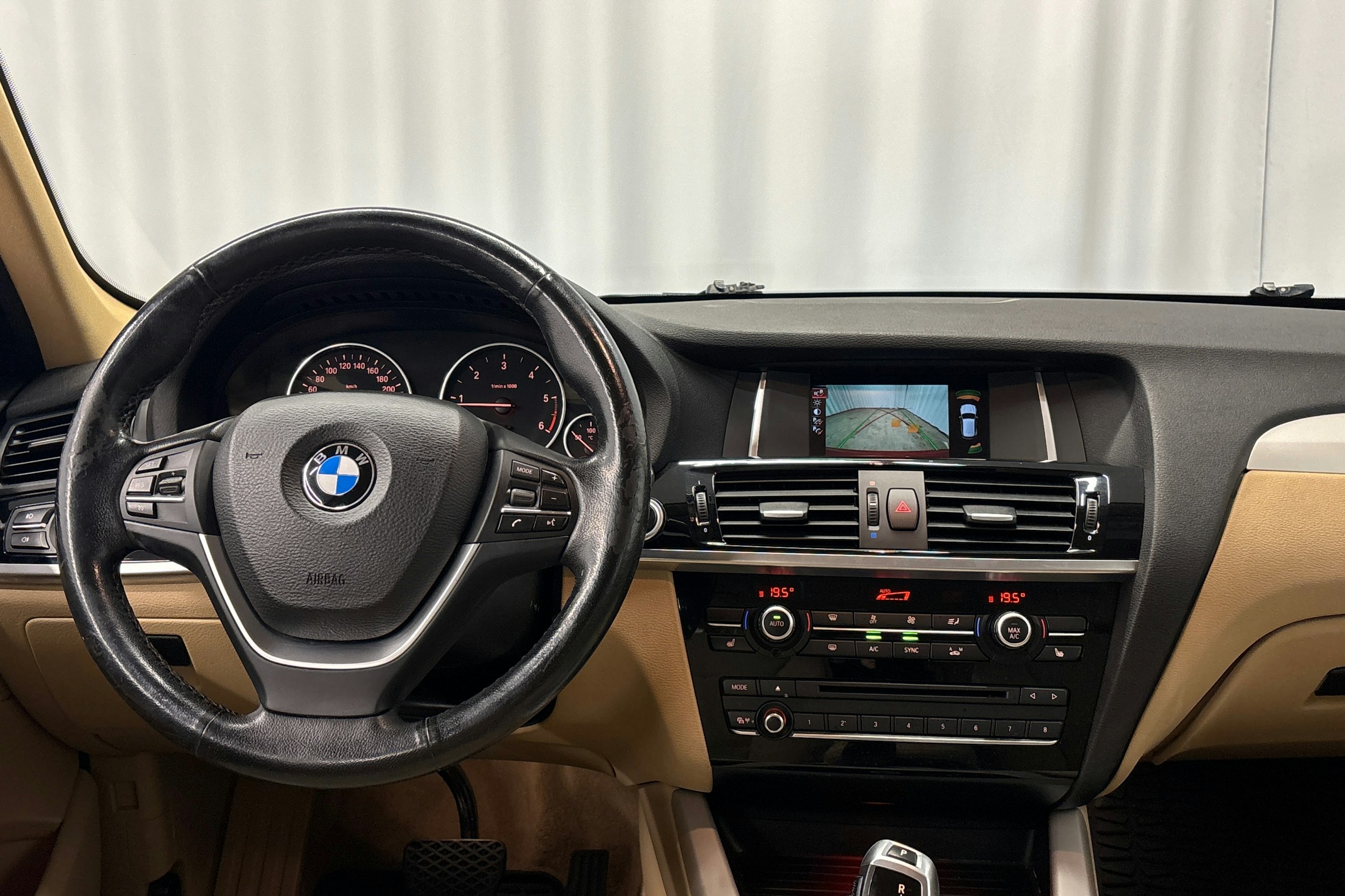 met. punainen BMW X3 2015 kuva 15.