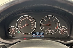 met. punainen BMW X3 2015 kuva 19.
