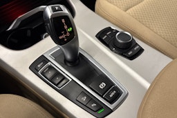 met. punainen BMW X3 2015 kuva 26.