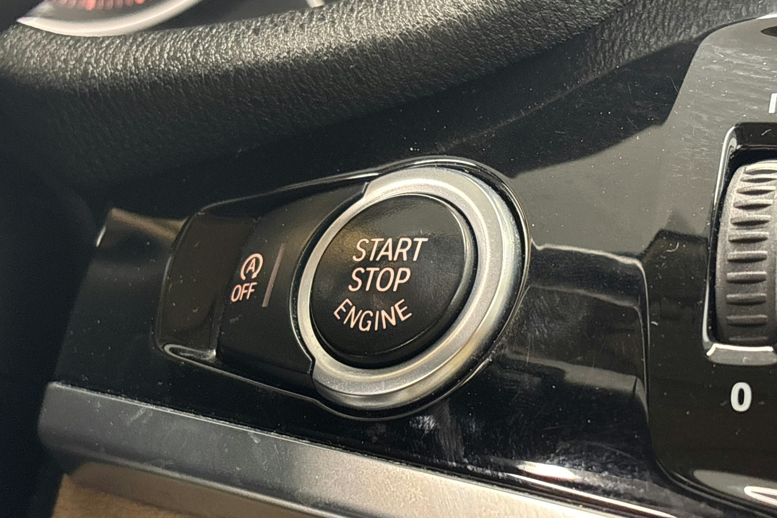 met. punainen BMW X3 2015 kuva 27.
