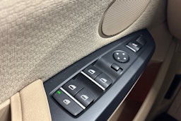 met. punainen BMW X3 2015 kuva 29.