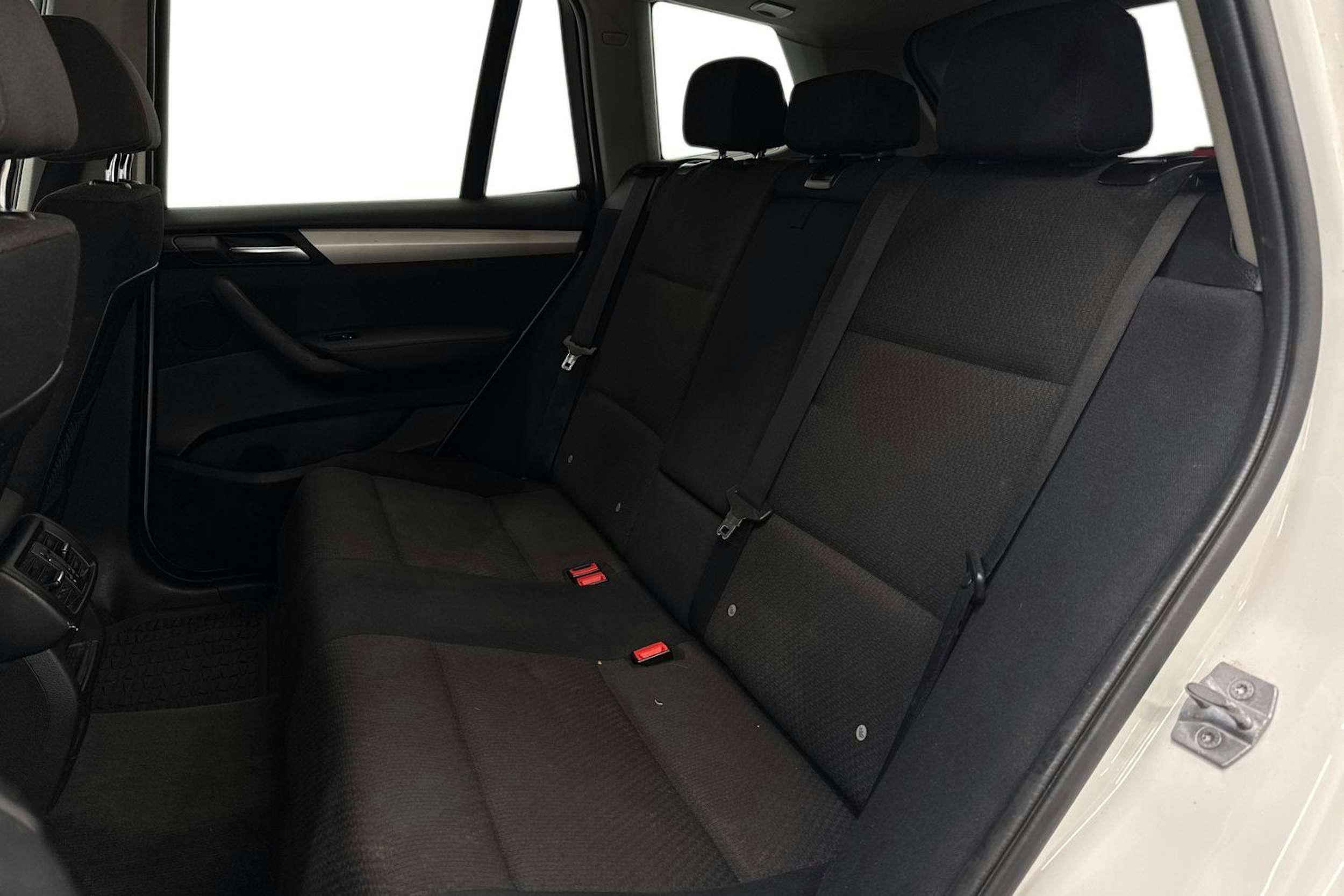 valkoinen BMW X3 2015 kuva 10.