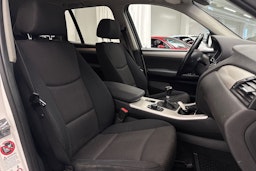 valkoinen BMW X3 2015 kuva 13.