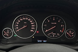valkoinen BMW X3 2015 kuva 17.