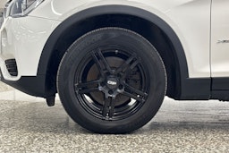 valkoinen BMW X3 2015 kuva 36.