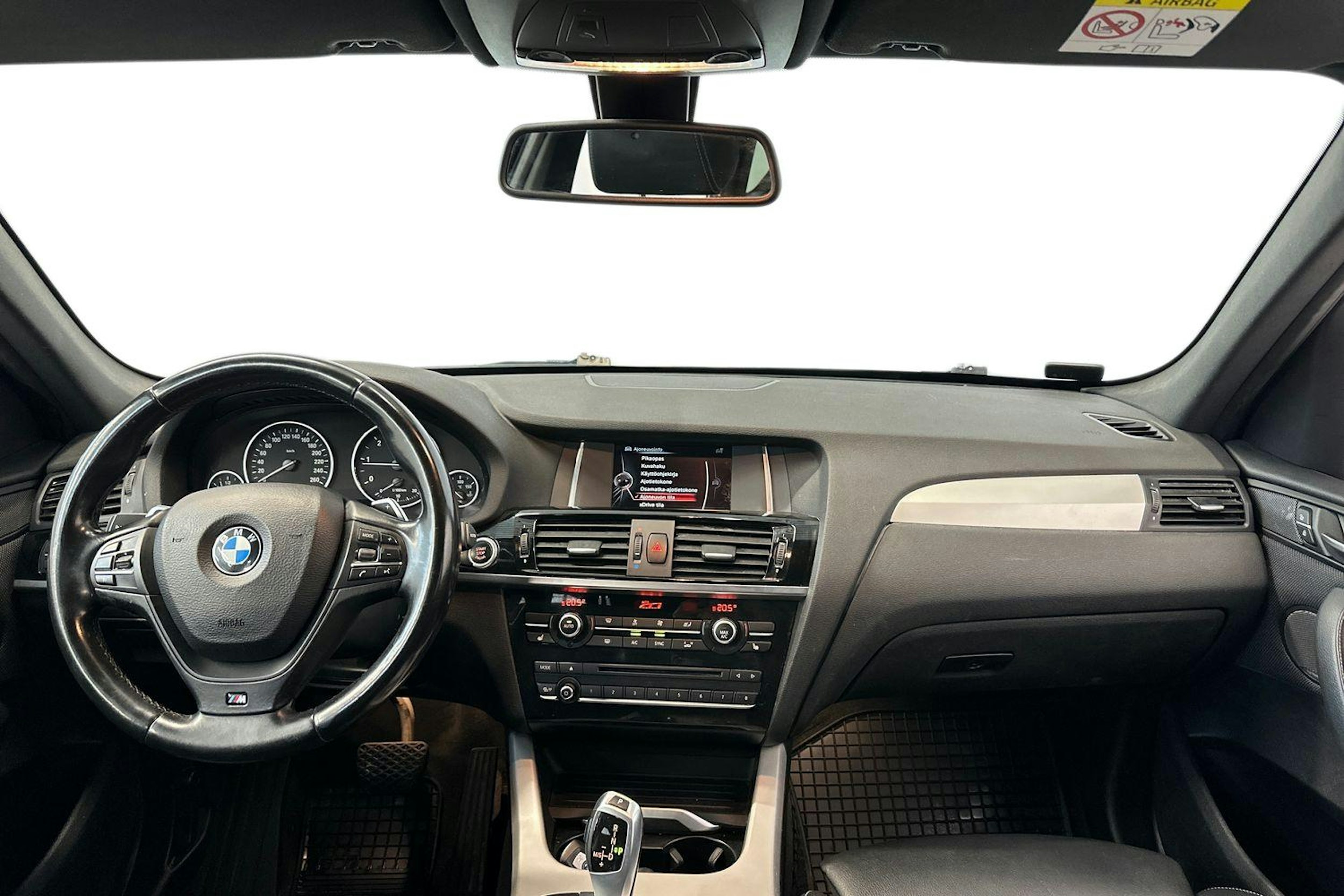valkoinen BMW X3 2016 kuva 9.
