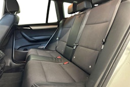 valkoinen BMW X3 2016 kuva 10.